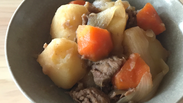 肉じゃがでなんちゃってコロッケの巻