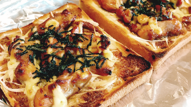 照り焼きチキンでピザトーストの巻