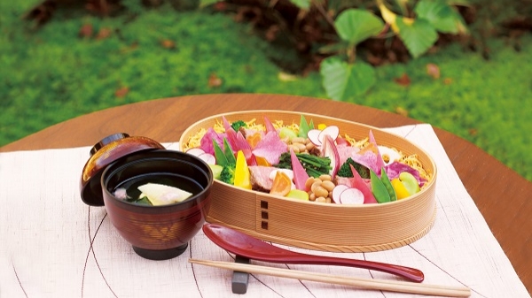 茶舎《要ご予約・数量限定》花見弁当はじめます