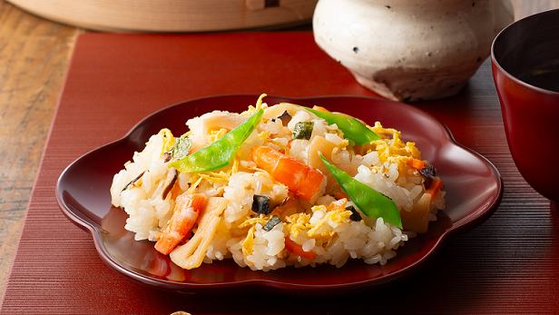 3月 ひなまつりのおふるまい「ちらし寿司」